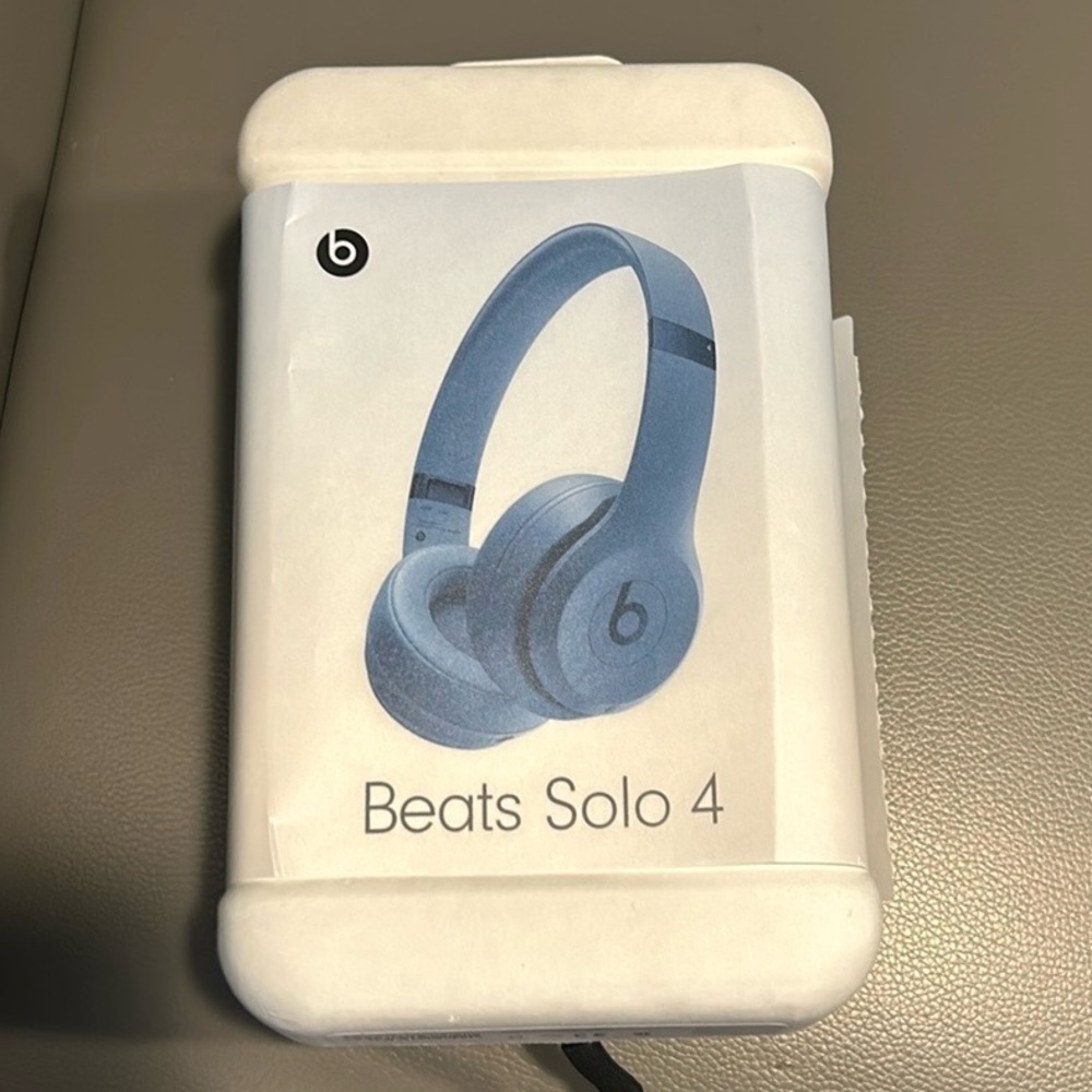 Beats Solo 4 Slate Blue